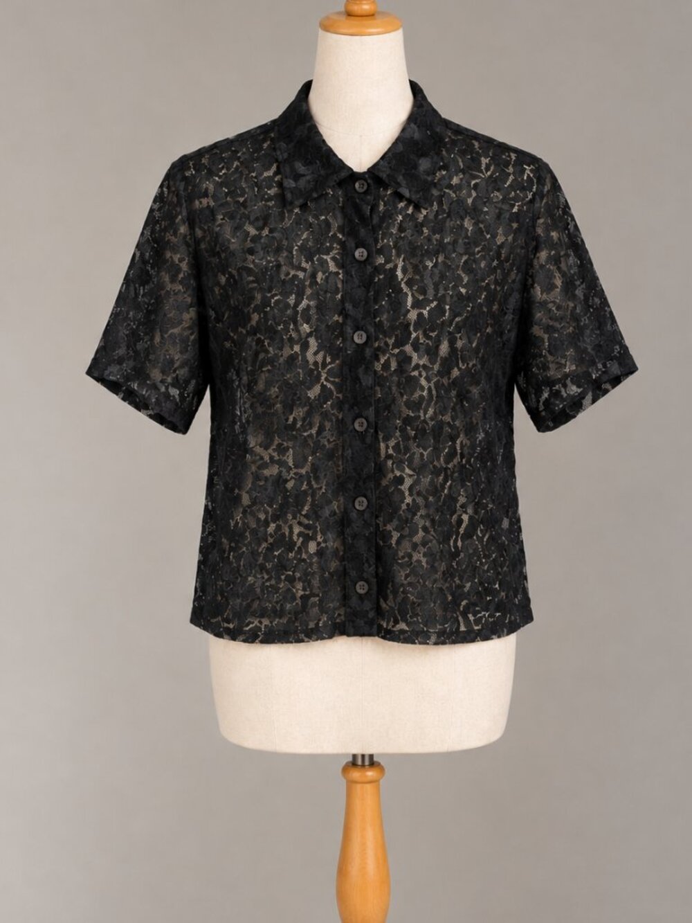 Vintage Lace Short Sleeve Button Up shirt from Gap Generation